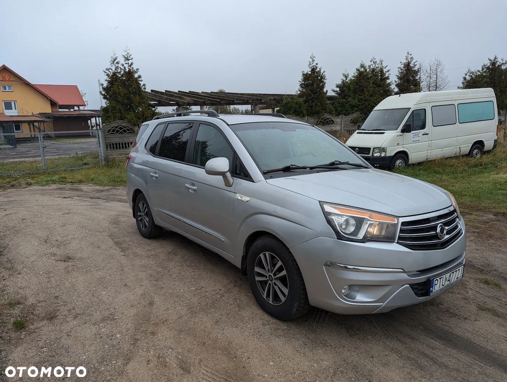 SsangYong/KGM Rodius 2.0 e-XDi200 Quartz - 4