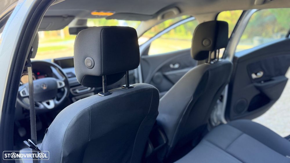 Renault Mégane - 6