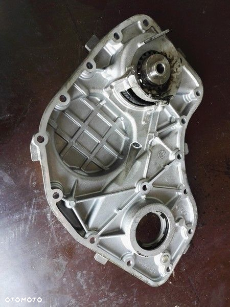 Wałek Rozrząd Głowicy Zaworów 3.0 Ducato Iveco 06 - 5