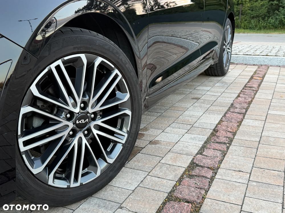 Kia K5 - 16