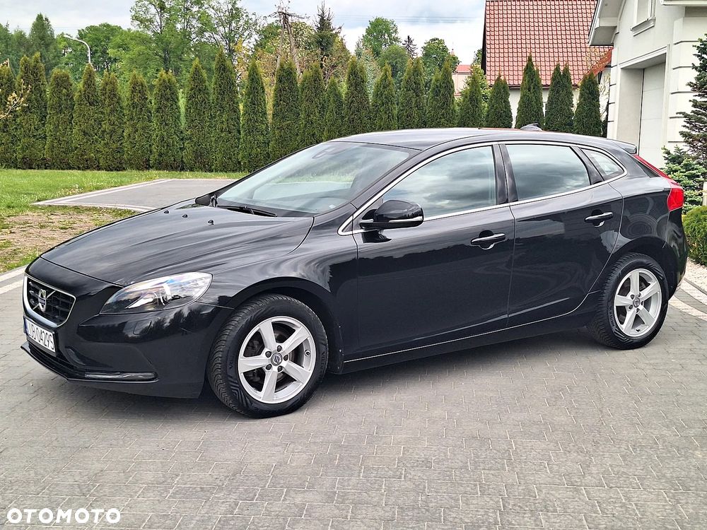 Volvo V40 D2 Momentum - 11