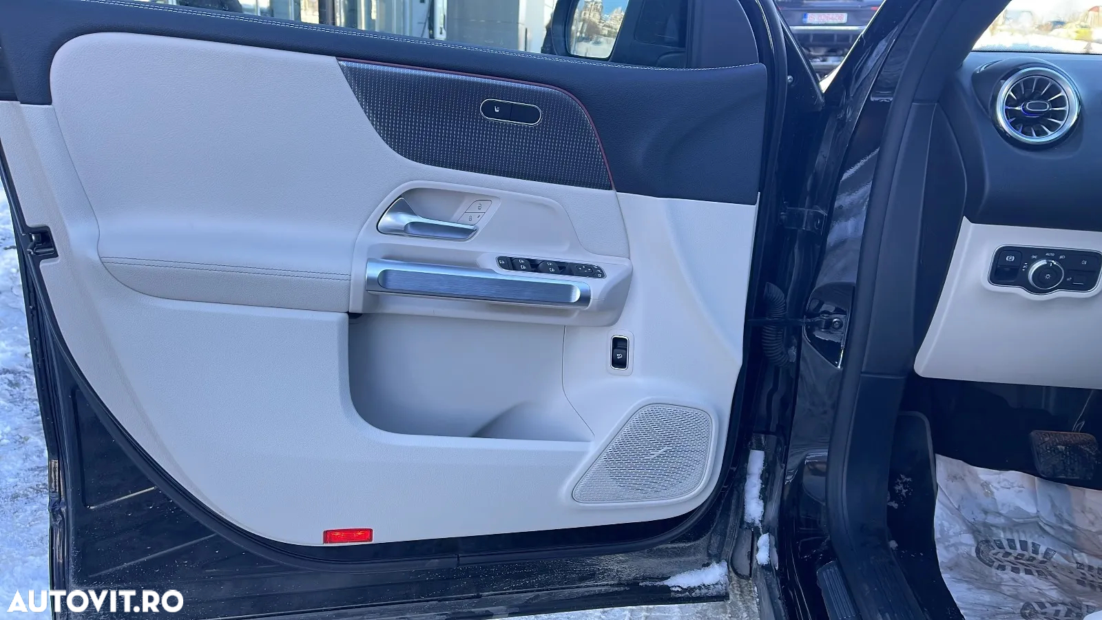 Mercedes-Benz EQB 350 4MATIC - 14