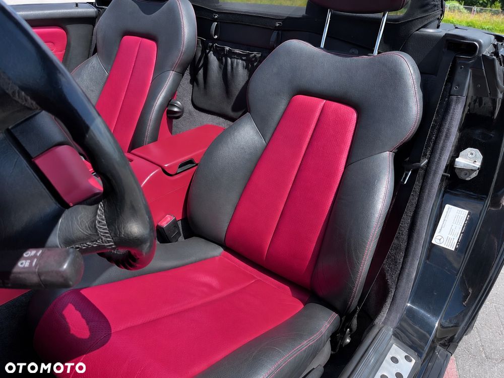 Mercedes-Benz SLK - 21