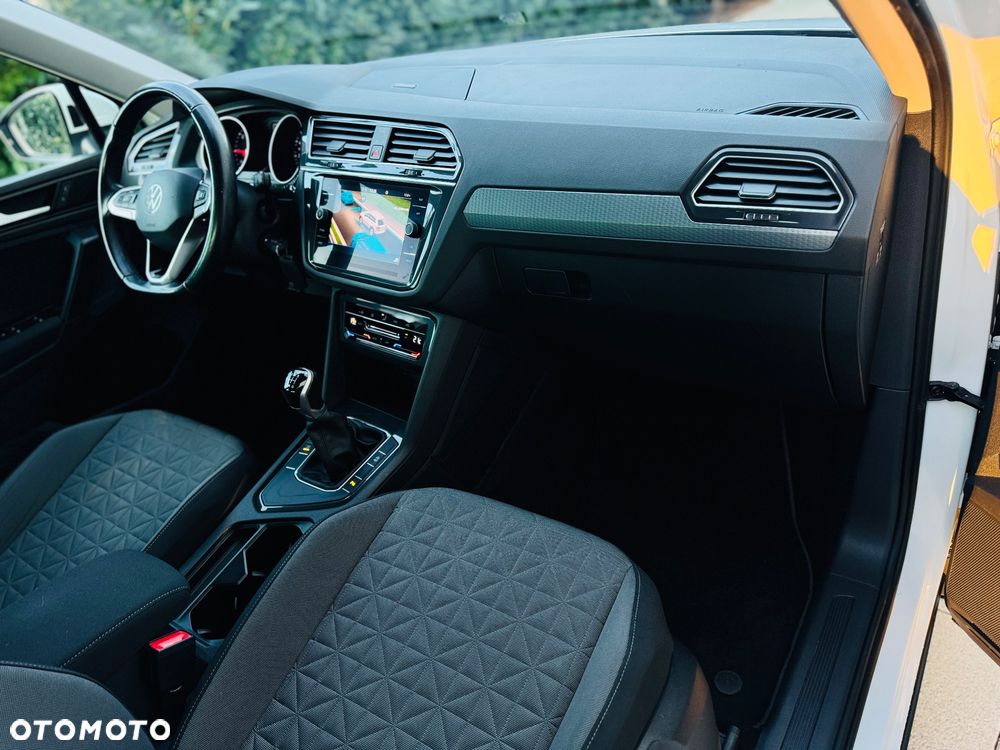 Volkswagen Tiguan 2.0 TDI SCR Life - 23