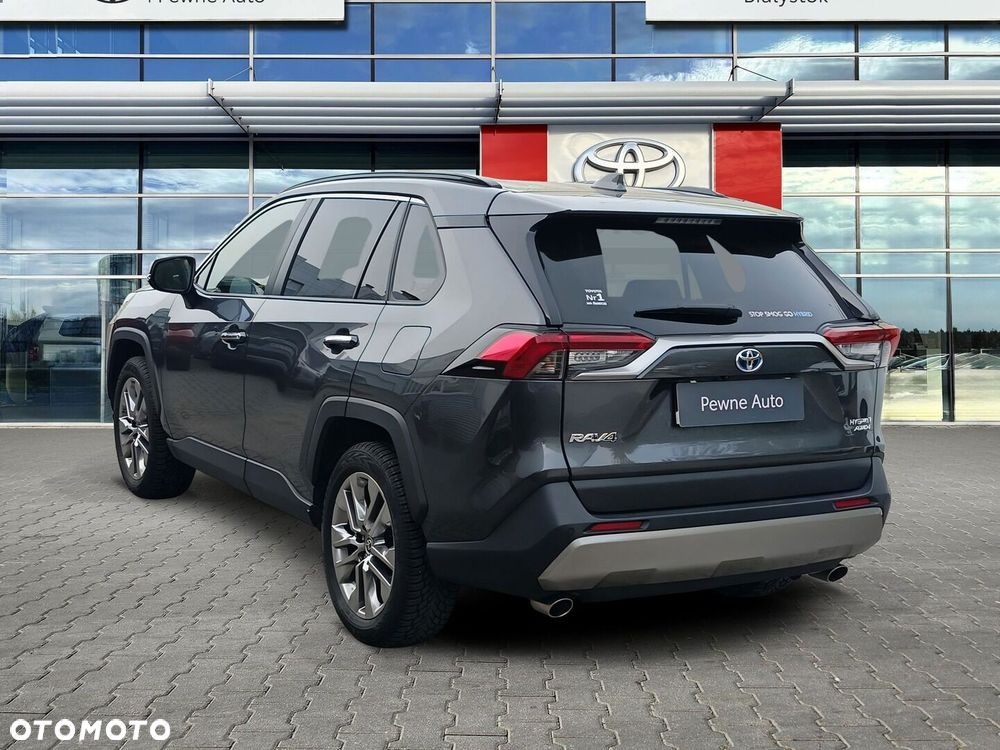 Toyota RAV4 - 3