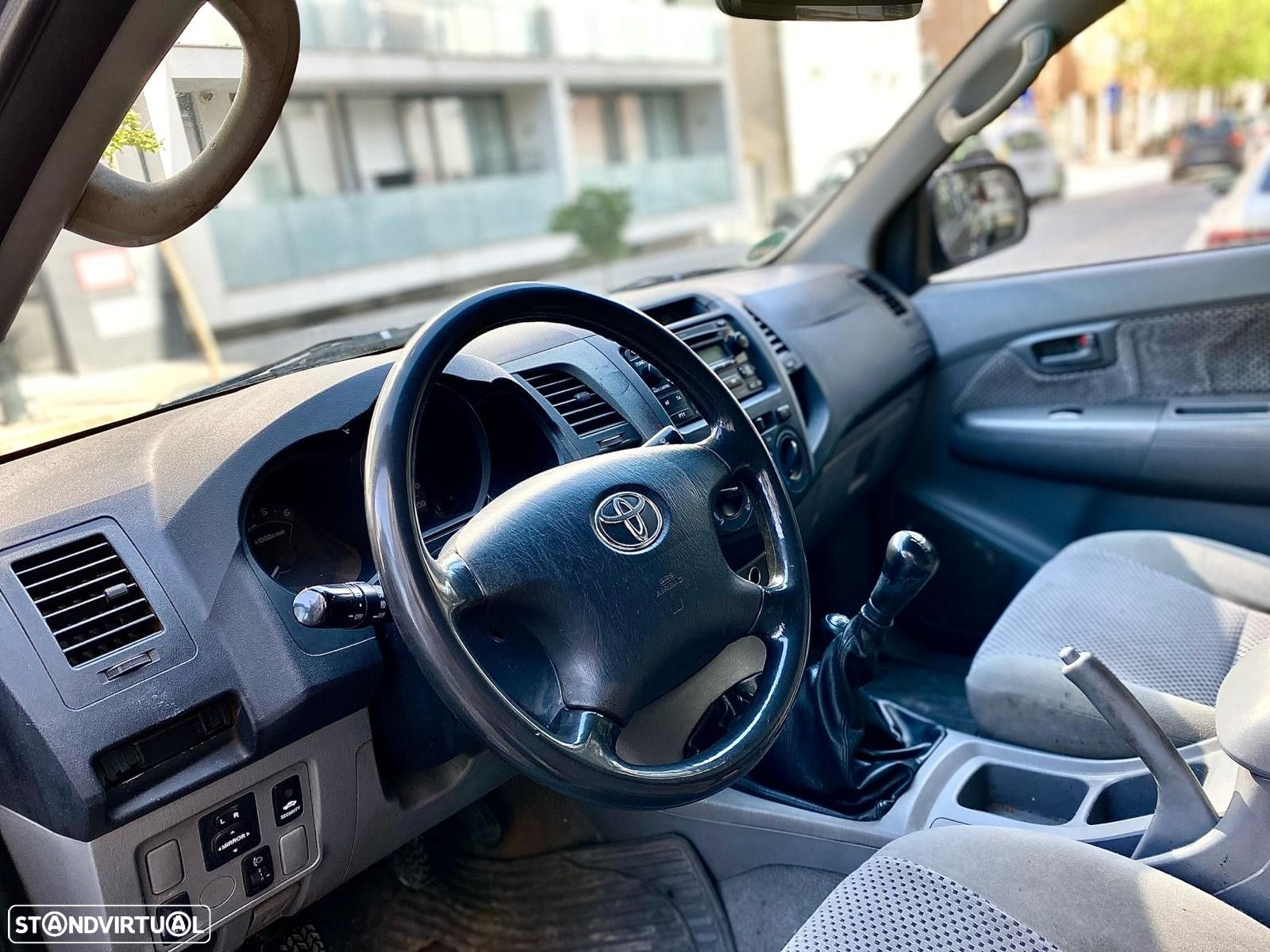 Toyota Hilux 2.5 D-4D 4WD CE - 18