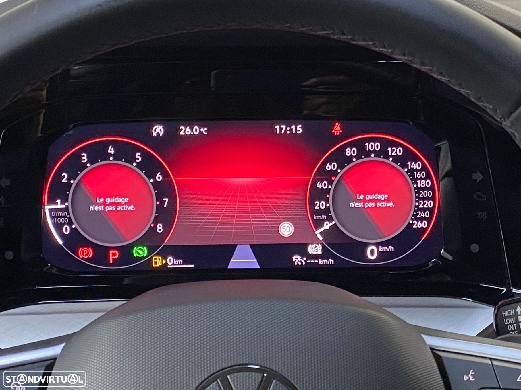 VW Golf 1.0 eTSI Life DSG - 9