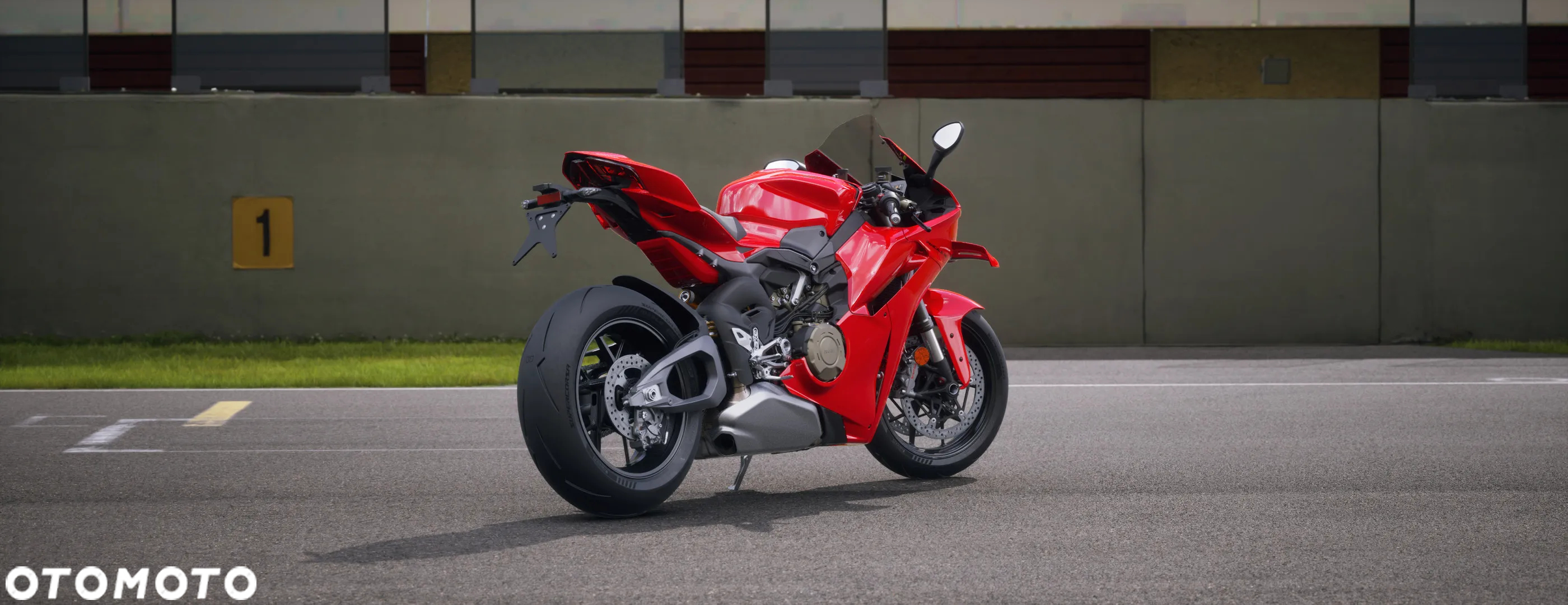 Ducati Panigale V4 - 4