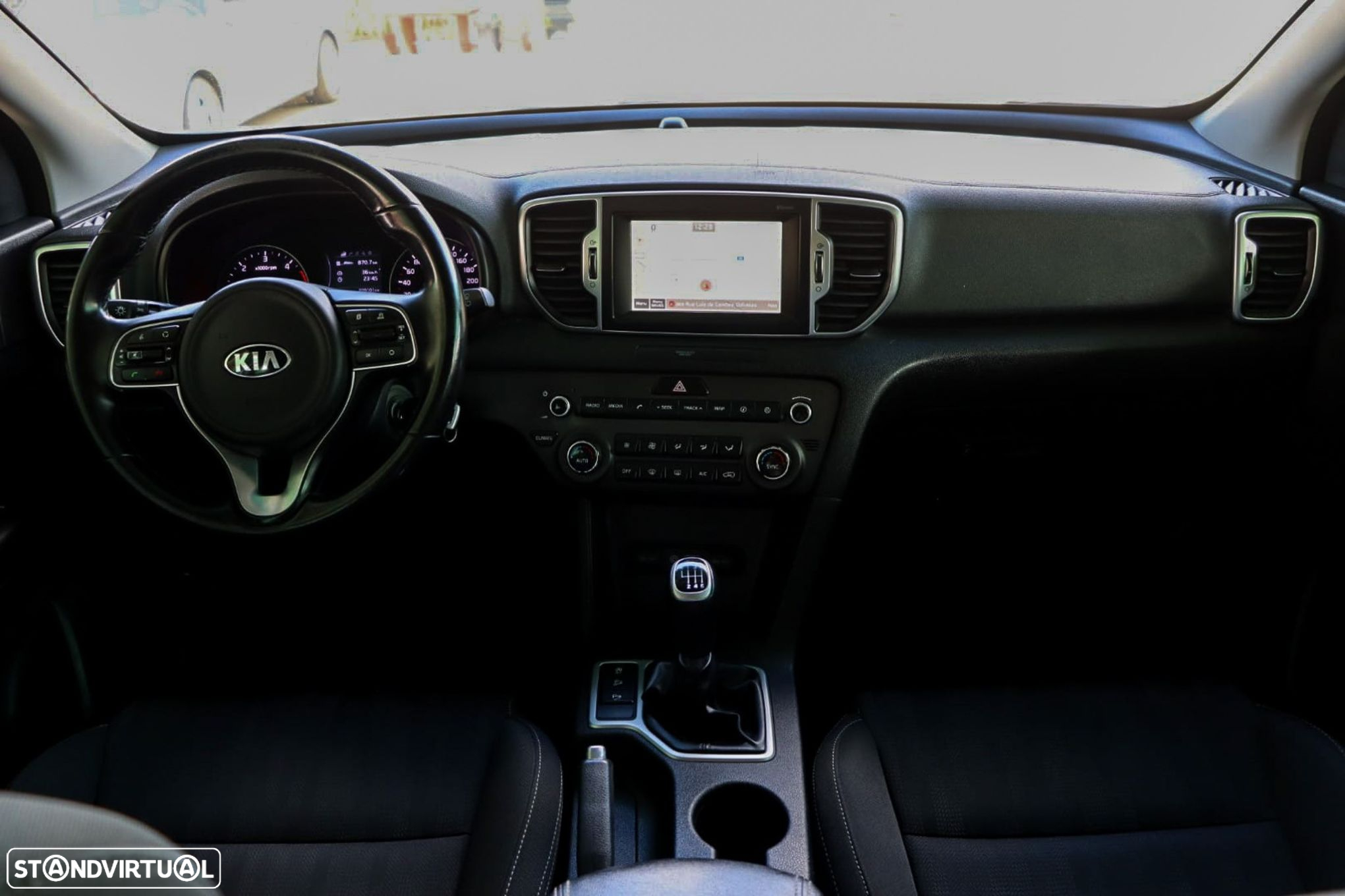 Kia Sportage 1.7 CRDI ISG Nav Line - 10