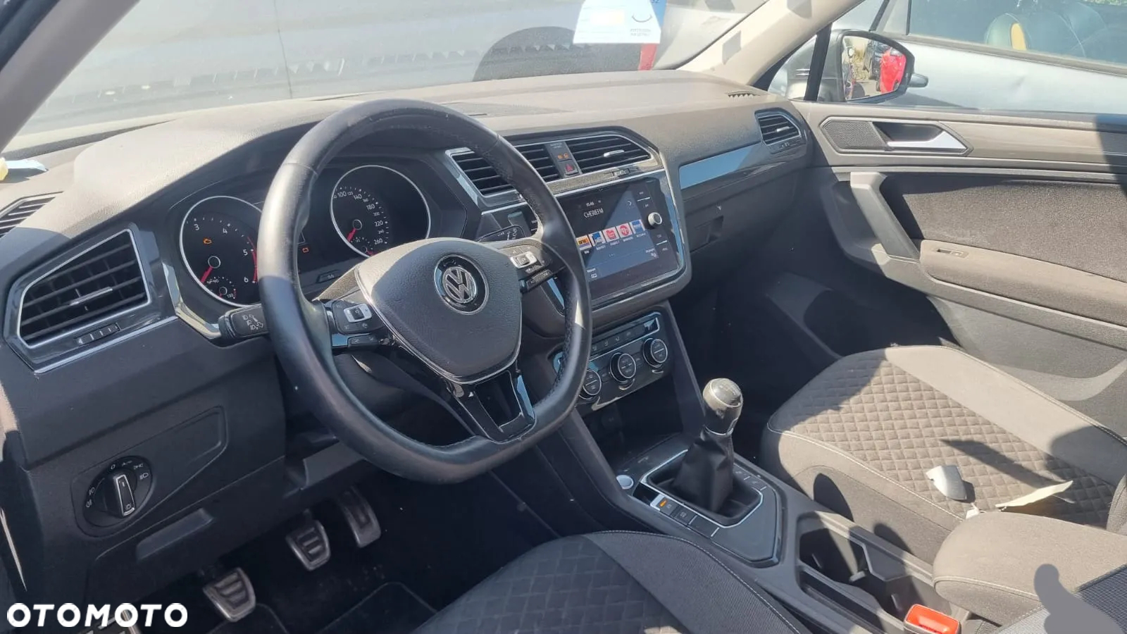 Volkswagen Tiguan - 3