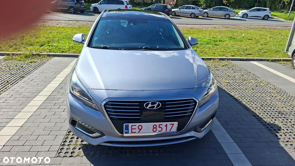 Hyundai Sonata - 3