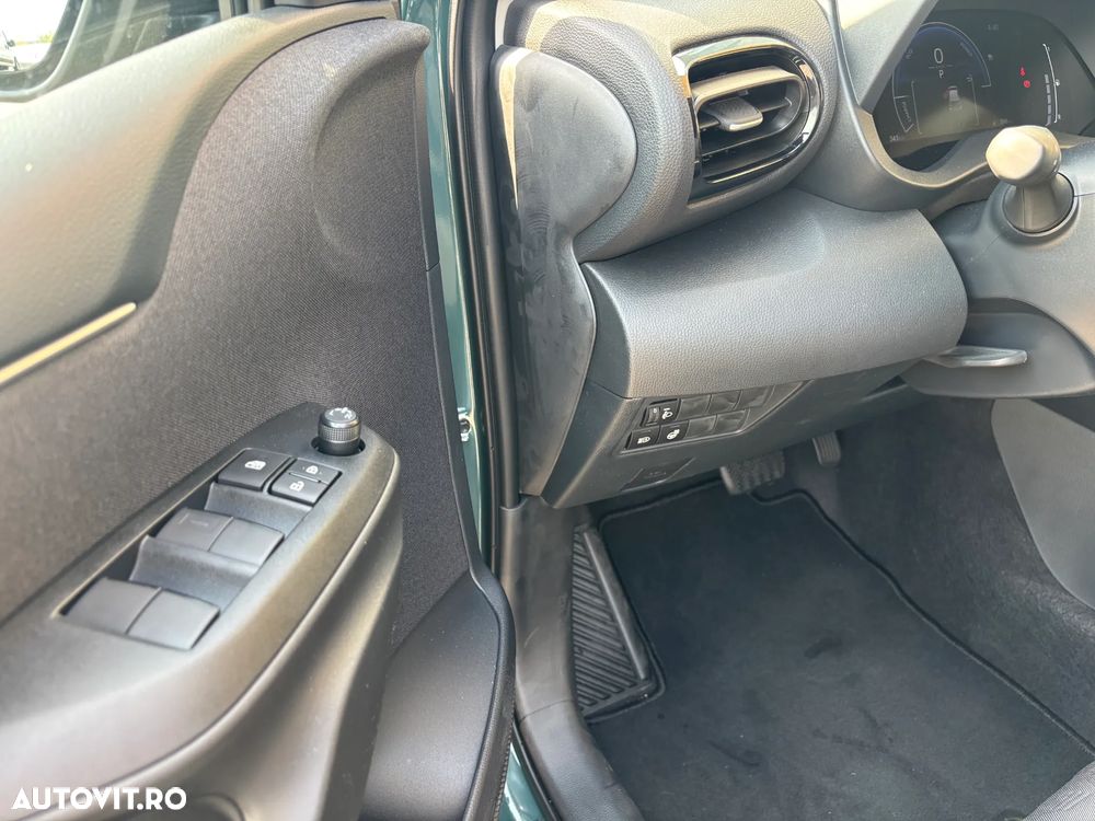 Toyota Yaris 116 1.5 VVT-i Business Edition - 16