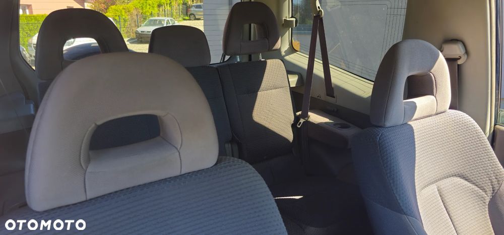 Mitsubishi Pajero - 11
