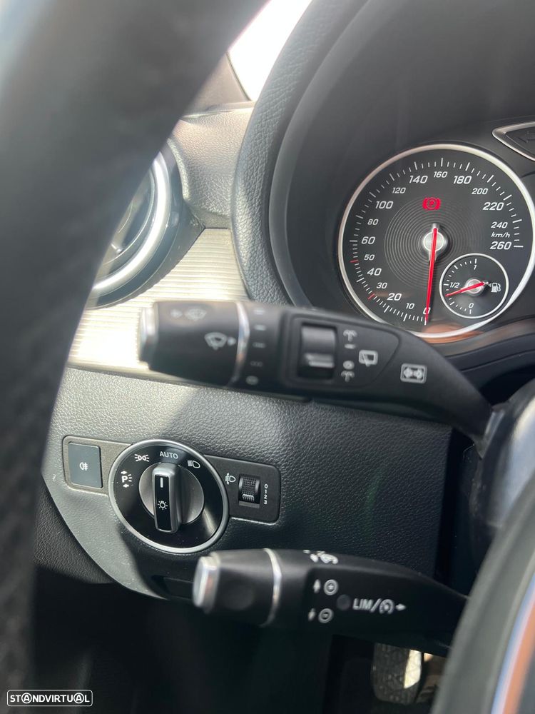 Mercedes-Benz B 180 d Style - 8