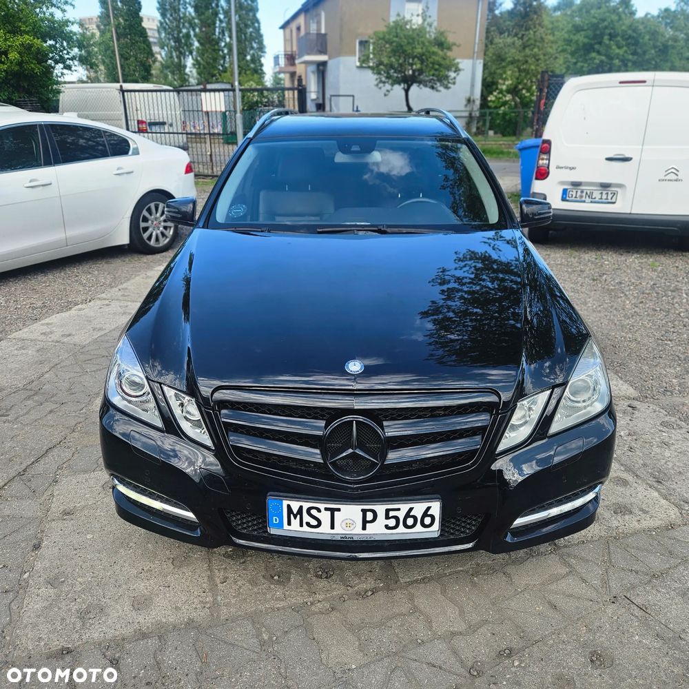 Mercedes-Benz Klasa E 350 CDI DPF BlueEFFICIENCY 7G-TRONIC Avantgarde - 1