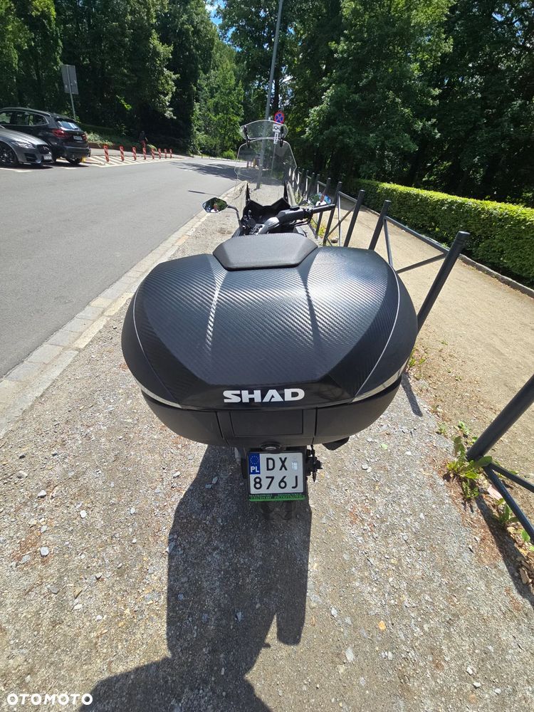 Kymco AK 550 - 3