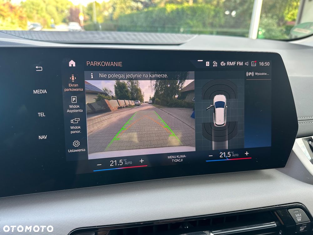BMW Seria 2 218i Advantage - 14