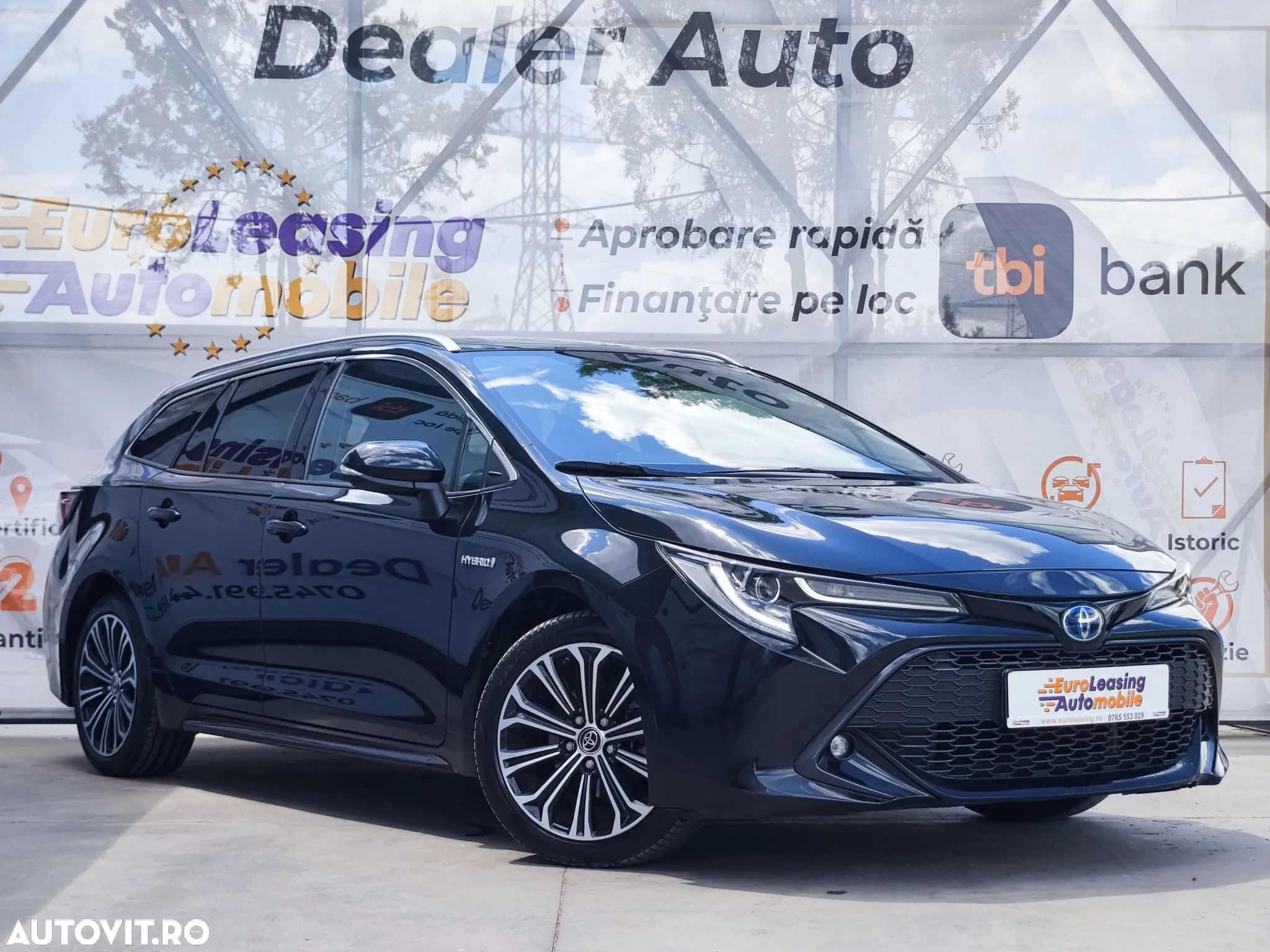 Toyota Corolla 1.8 HSD Dynamic - 1