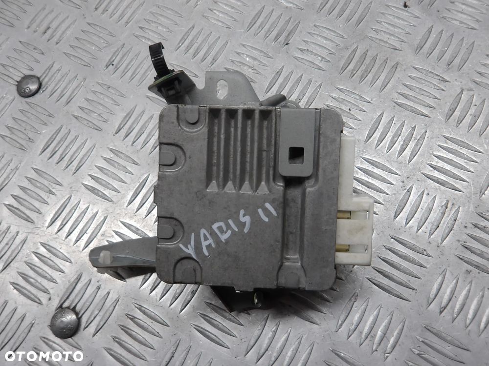 TOYOTA YARIS II 05-09 HB 5D MODUŁ WSPOMAGANIA 89650-0D110