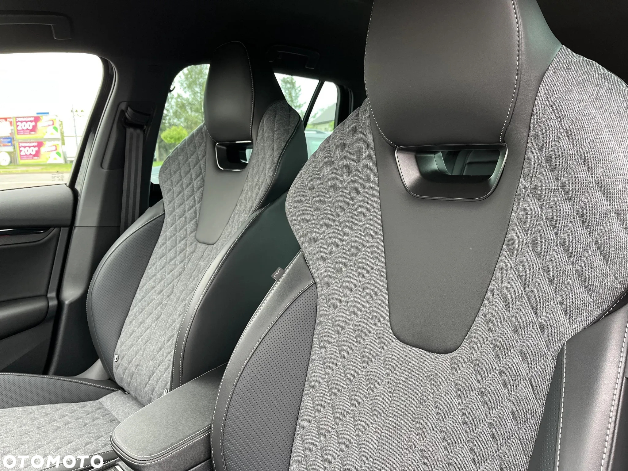 Skoda Octavia 2.0 TDI Sportline DSG - 11