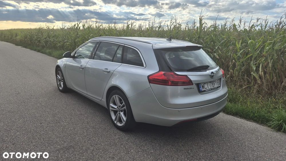Opel Insignia - 11