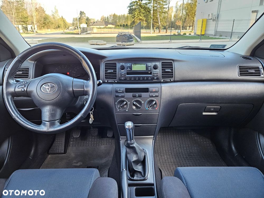 Toyota Corolla 1.4 VVT-i Terra Polaris - 18