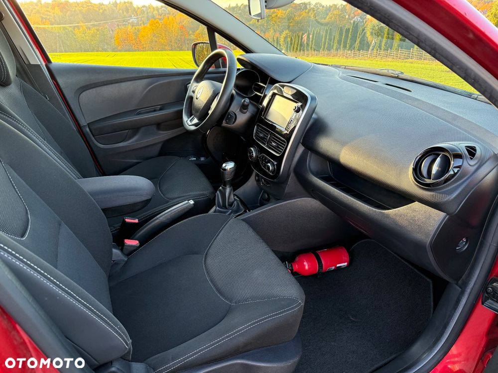Renault Clio - 12