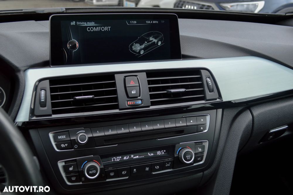 BMW Seria 3 320d Aut. M Sport - 22