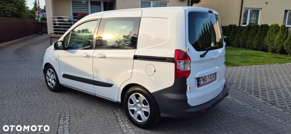 Ford Transit Courier Trend - 10