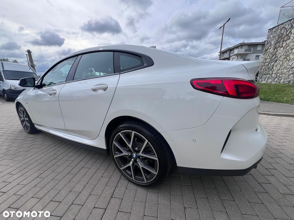 BMW Seria 2 218i M Sport - 10