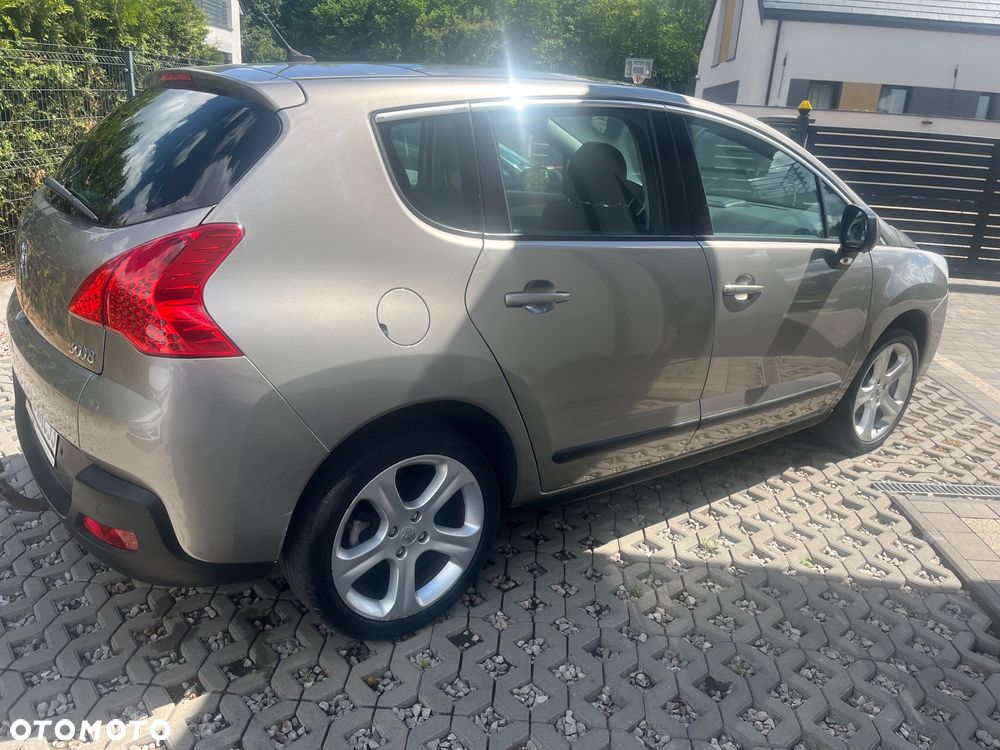 Peugeot 3008 1.6 Premium - 5