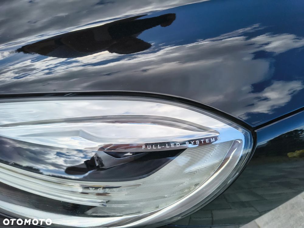 Volvo V40 D2 Momentum - 19