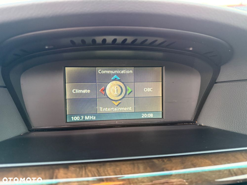 BMW Seria 5 - 22