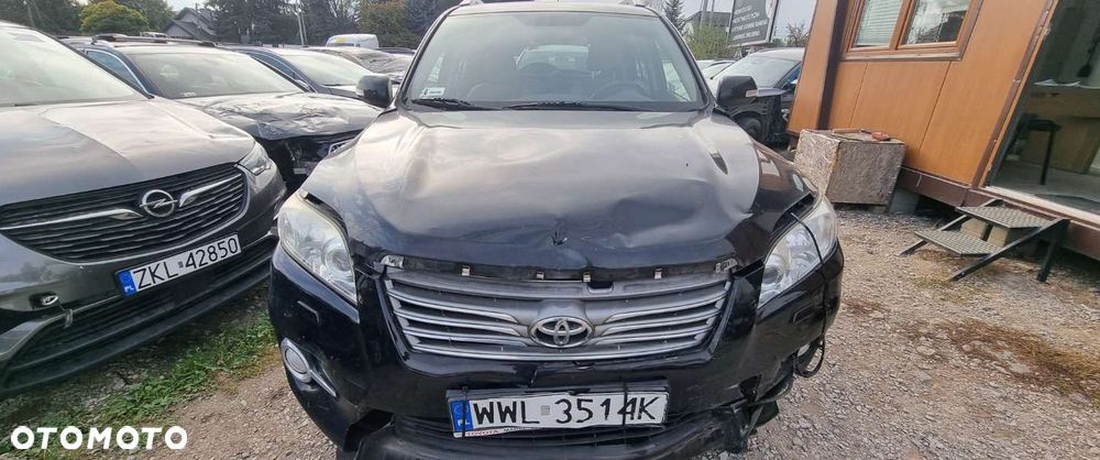 Toyota RAV4 - 16
