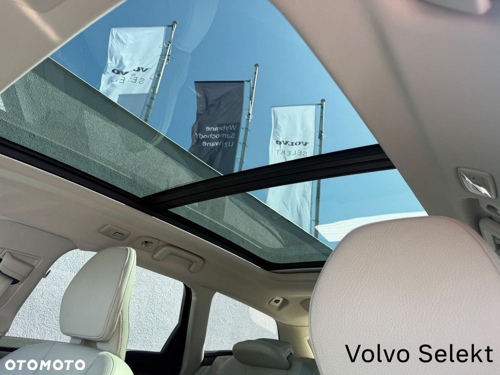 Volvo V90 Cross Country - 26