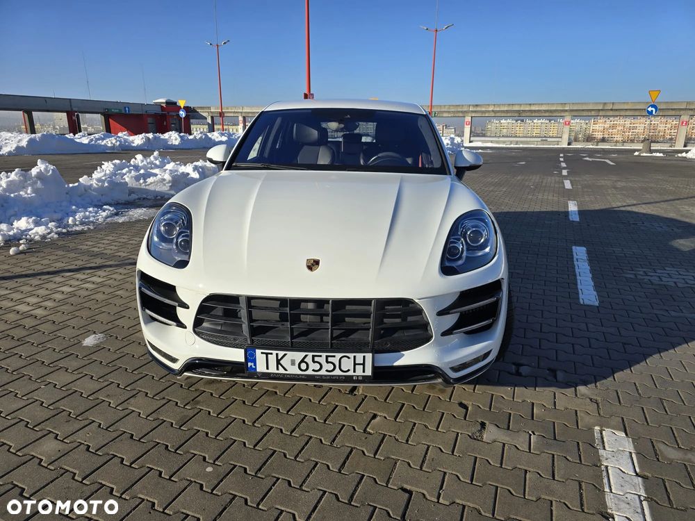 Porsche Macan Turbo - 4