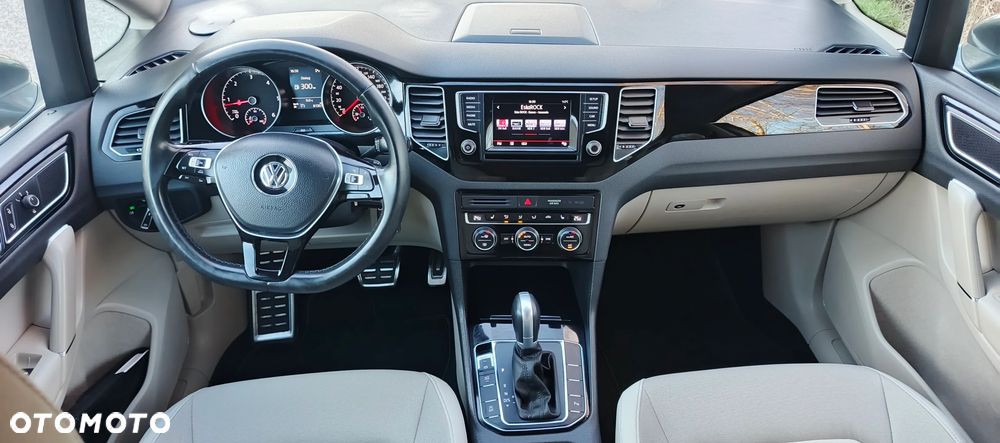Volkswagen Golf Sportsvan - 15