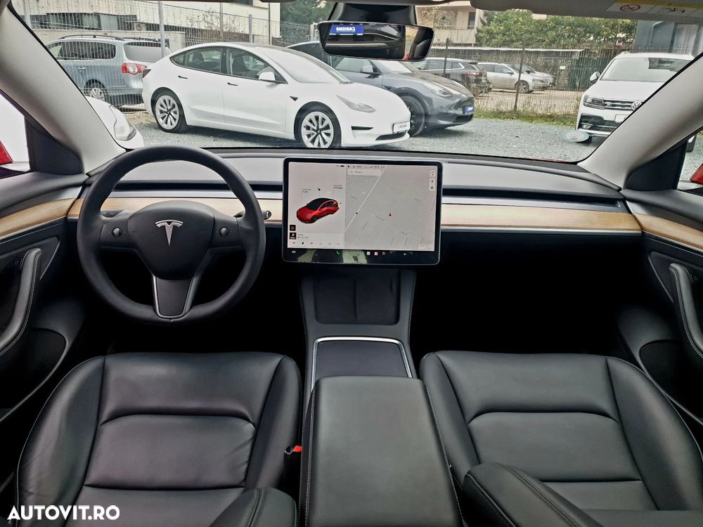Tesla Model 3 Standard Reichweite Plus Hinterradantrieb - 12