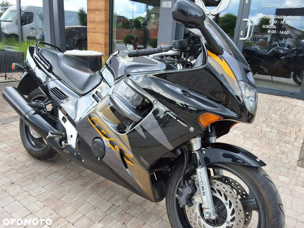 Honda CBR - 12