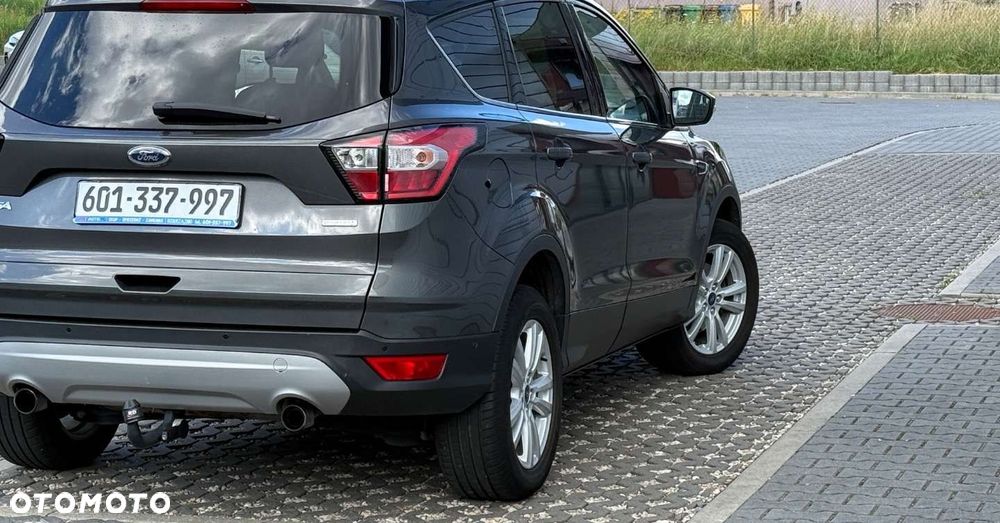 Ford Kuga - 9