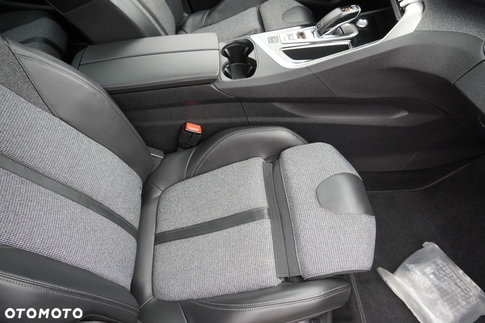 Peugeot 3008 - 19