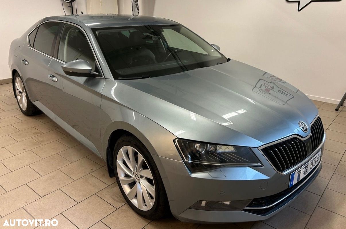 Skoda Superb 2.0 TDI 4x4 DSG Premium Edition - 1