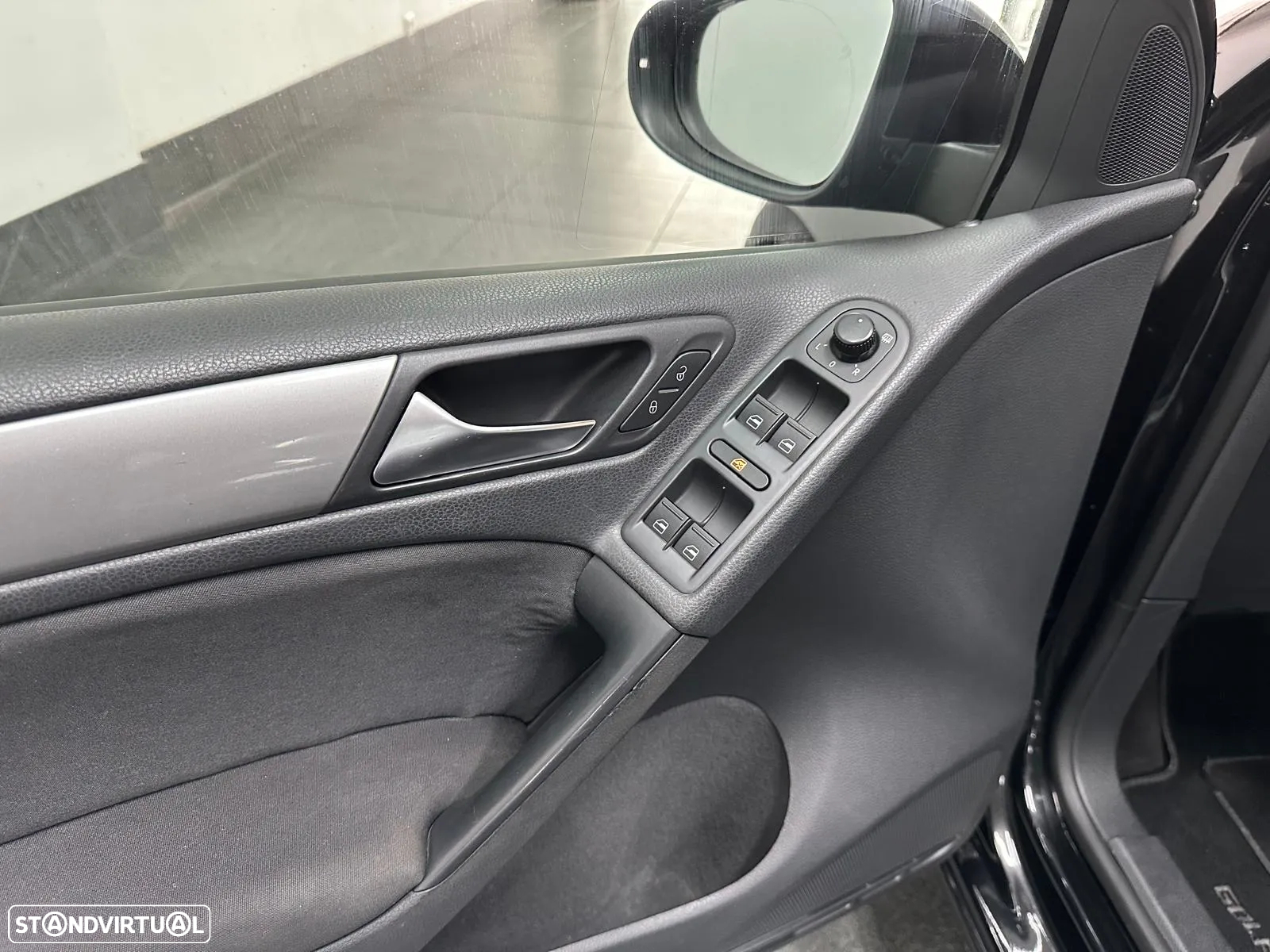 VW Golf 1.4i Trendline - 11
