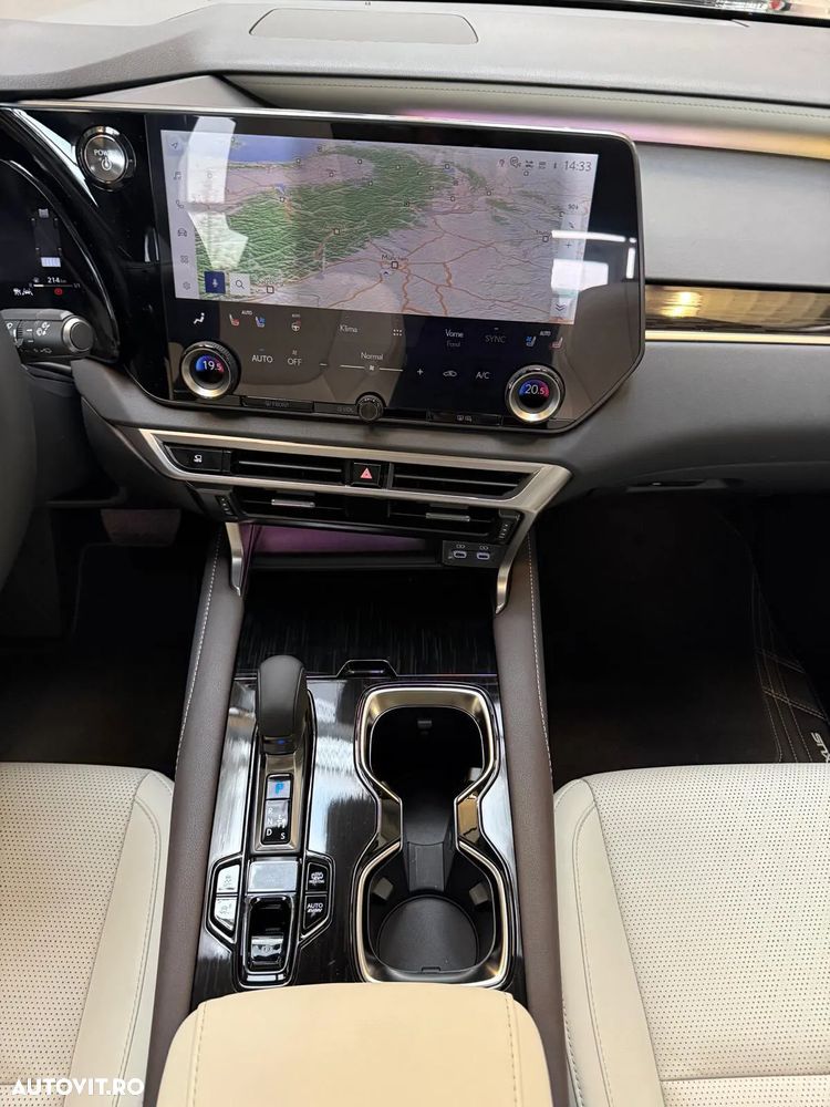 Lexus Seria RX 450h+ (Plug-in-Hybrid) F SPORT Design - 12