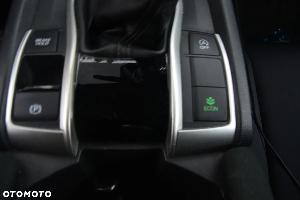 Honda Civic 1.5 T Elegance - 27