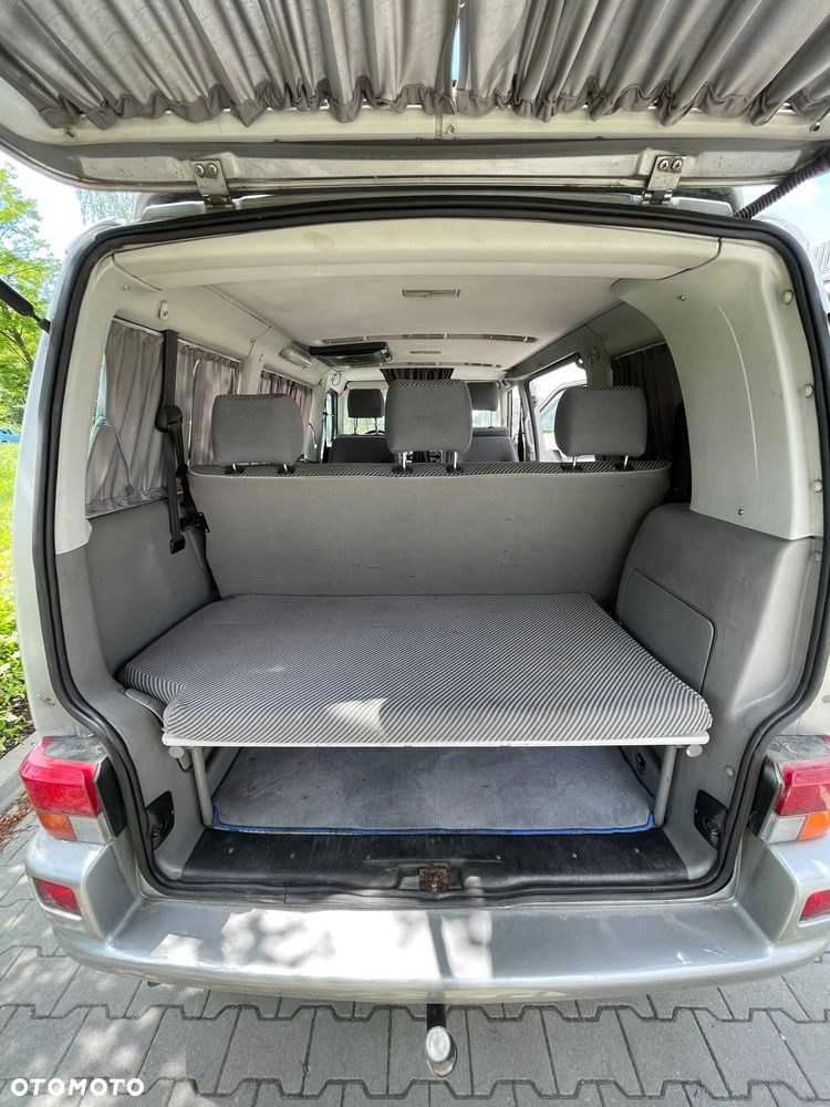 Volkswagen Multivan - 9