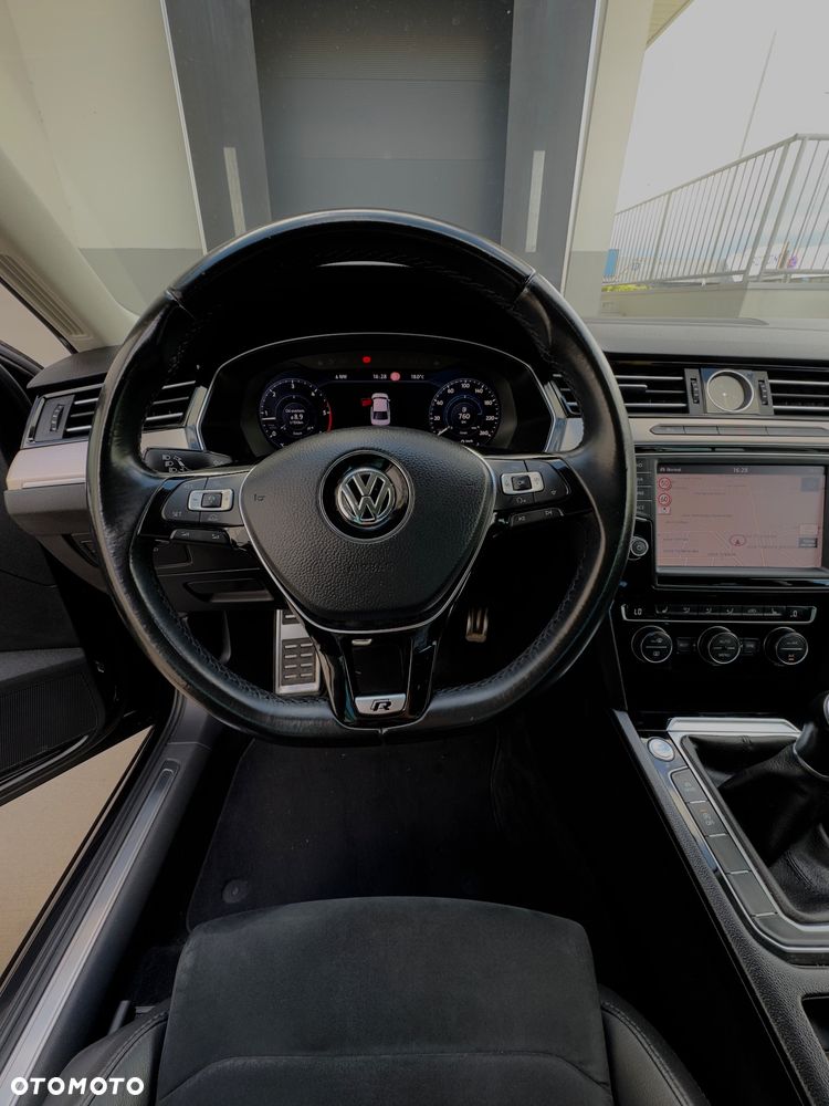 Volkswagen Passat 2.0 TDI BMT Highline - 9