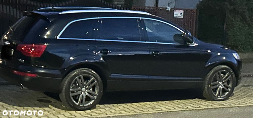 Audi Q7 - 2
