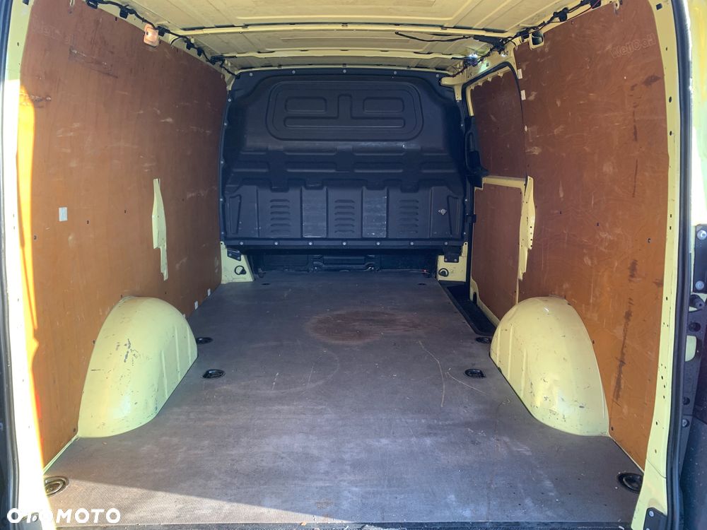 Mercedes-Benz Vito - 13