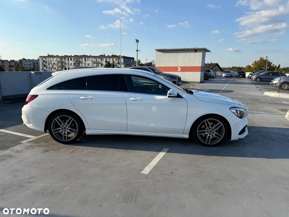 Mercedes-Benz CLA 220 4-Matic - 4